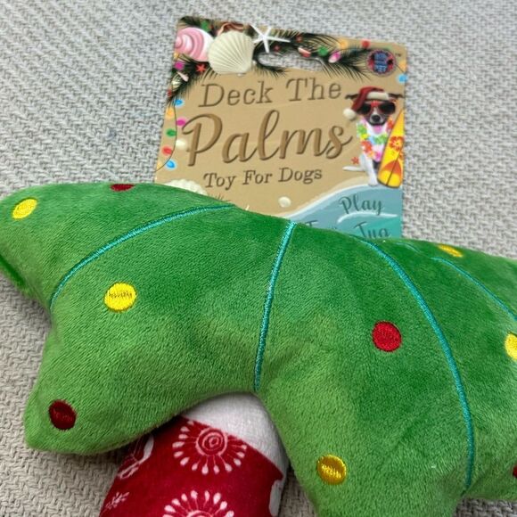 Deck The Palms Tree Dog Toy NWT Holiday Christmas Gift Coastal Red Puppy - Picture 2 of 7